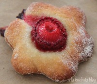 ciasteczka drożdżowe rabarbar truskawki morele ciastka