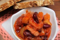 leczo ananas fasola kiełbasa słodko kwaśne