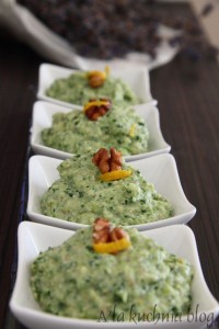 pesto brokułowe brokuły spaghetti czosnek włoskie