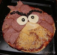 pizza angry birds mozzarella oliwki inna pizza dla dzieci